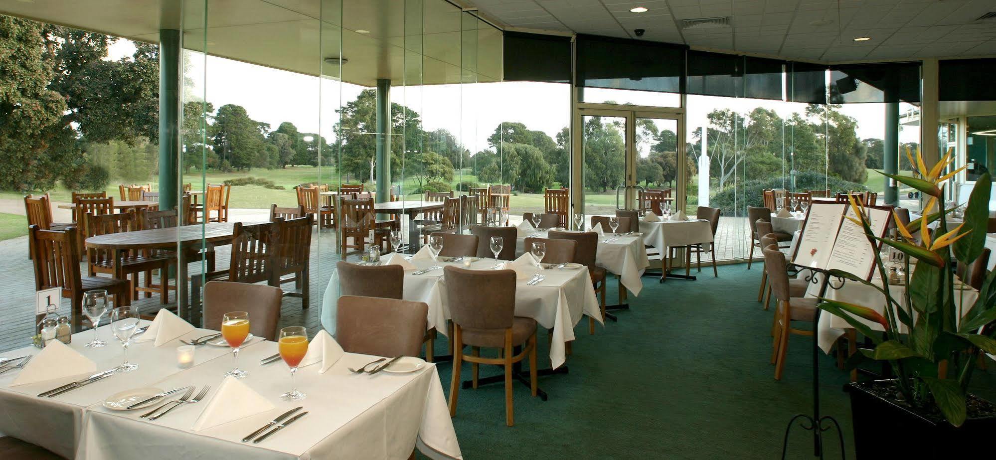 Fairways Resort Rosebud Exterior foto
